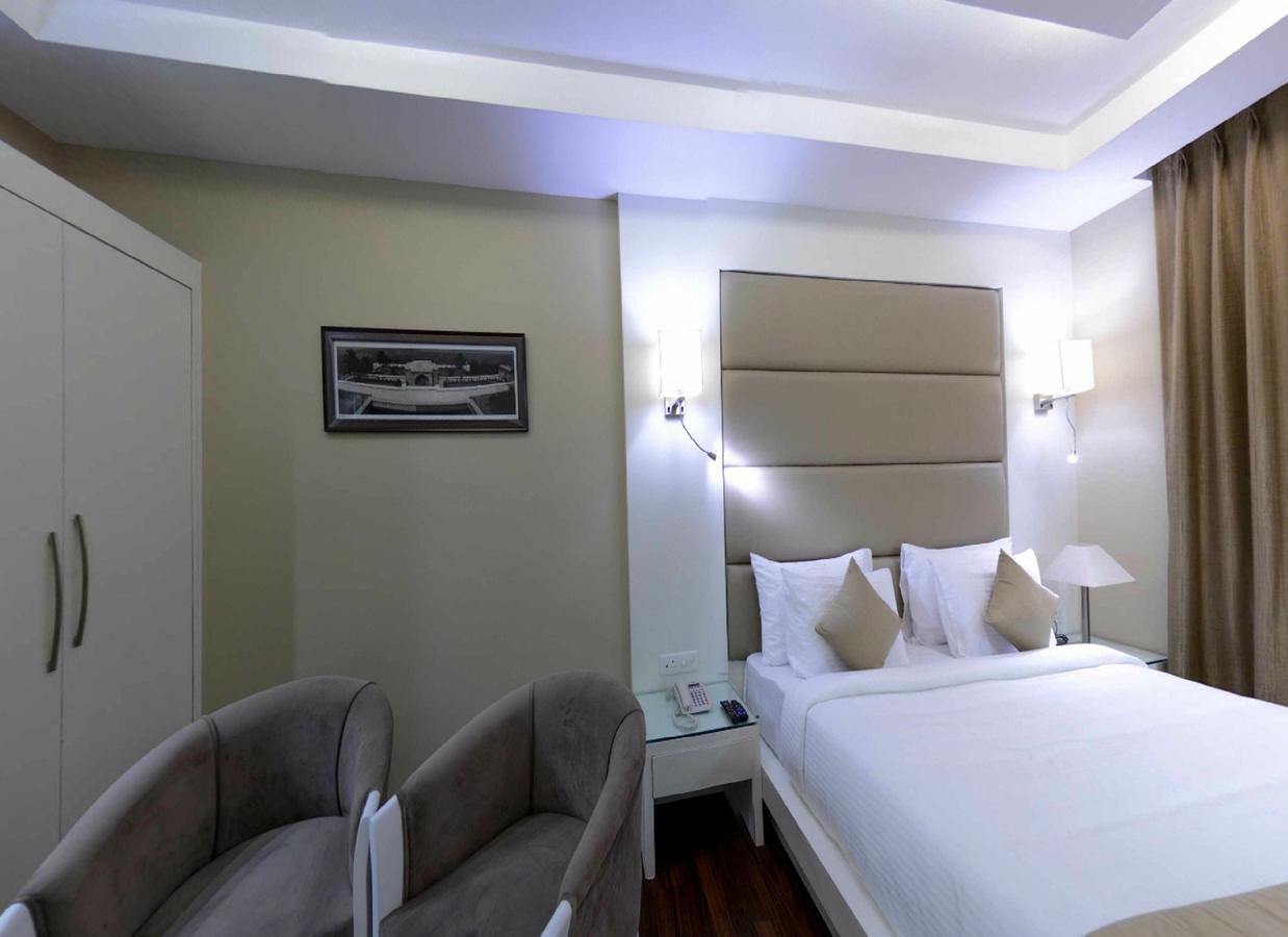 Clarks Inn Srinagar Kültér fotó
