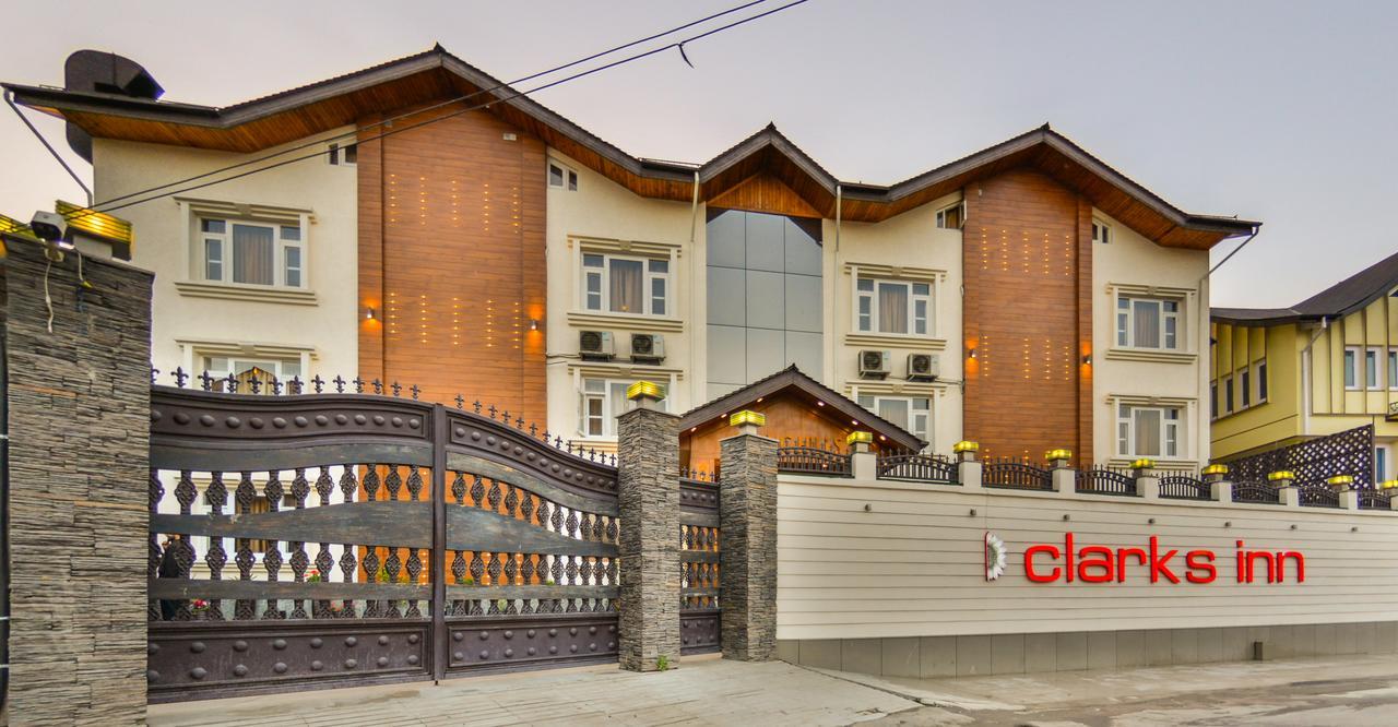 Clarks Inn Srinagar Kültér fotó